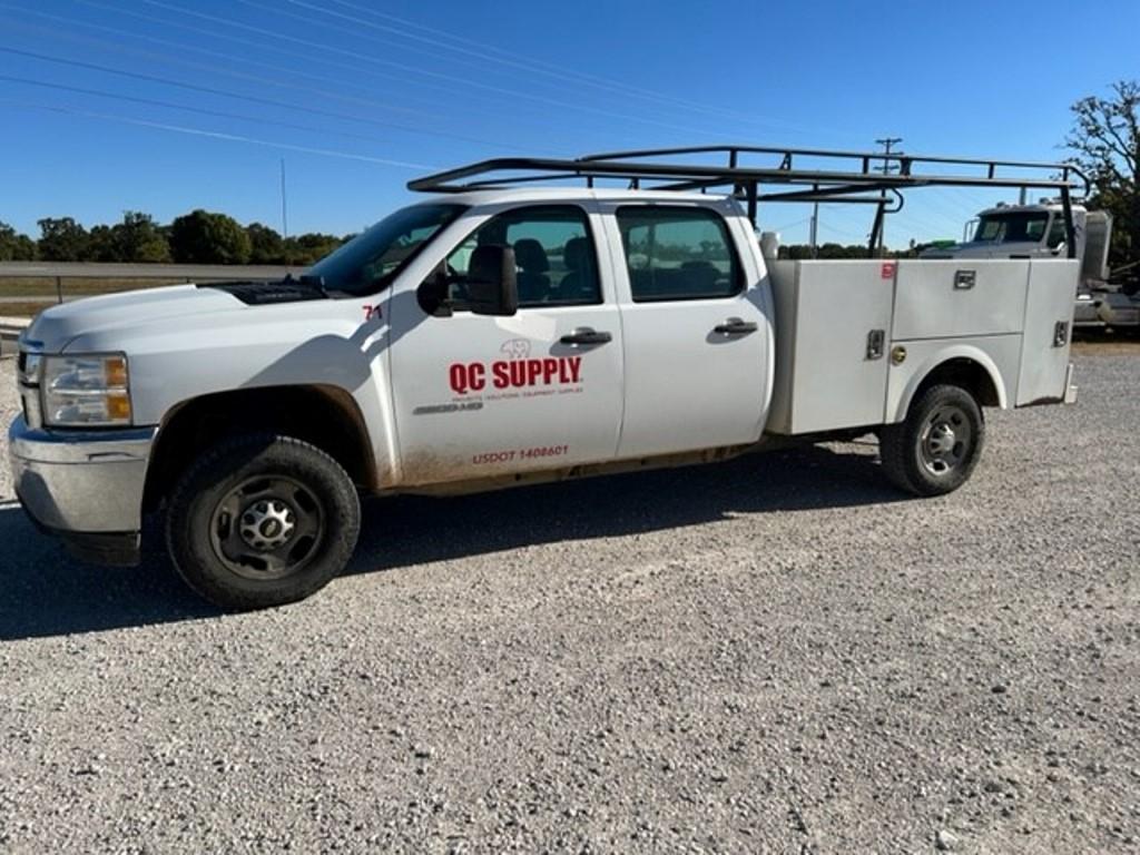 Cassville, MO- 2013 Chevy 2500 Crew Cab