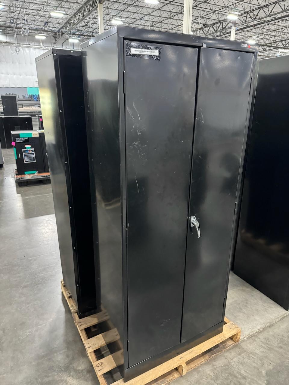 2-Door Stand-up Metal Cabinets