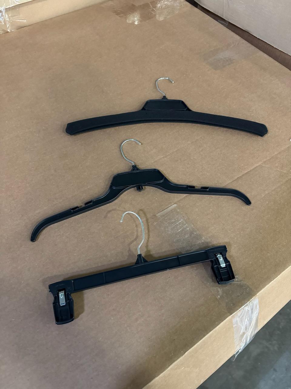 Mixed Top/Bottom Hangers