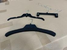 Mixed Top/Bottom Hangers