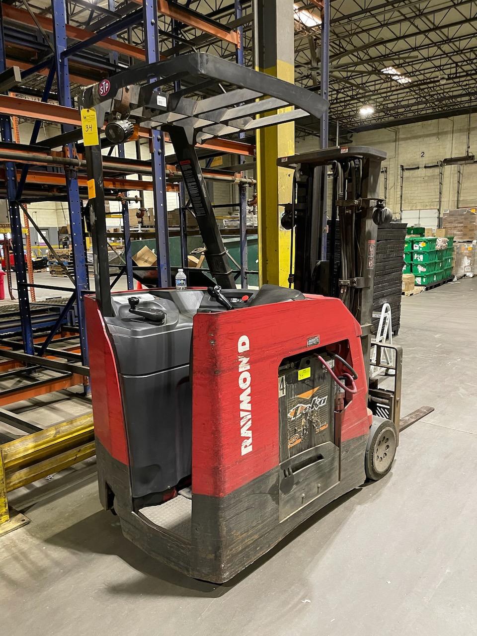 Raymond - Stand Up Forklift - Model 425-C40TT