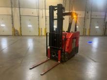 Raymond Dock Loader Forklift