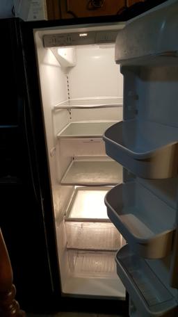 Kenmore Side by Side Refrigerator/Freezer