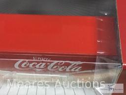 Coca-Cola International Beverage Truck-1:24 Scale