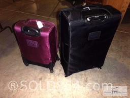 Group of 2 rolling suitcases