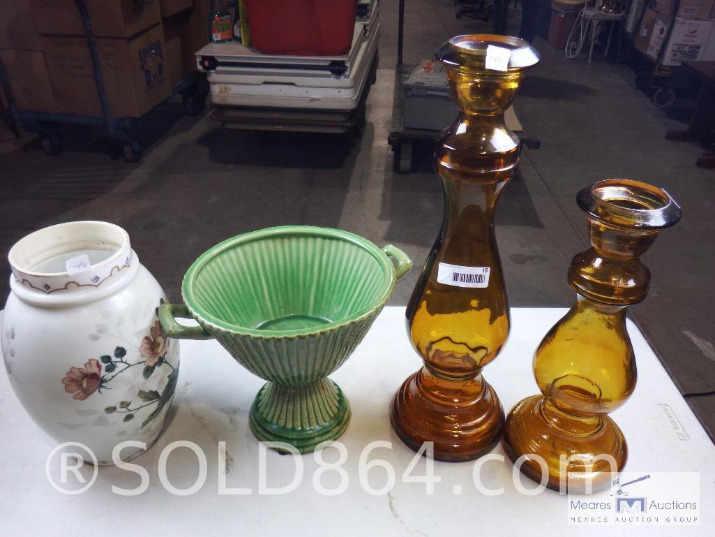 Group of 4 decorative vases and bowl