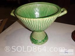 Group of 4 decorative vases and bowl