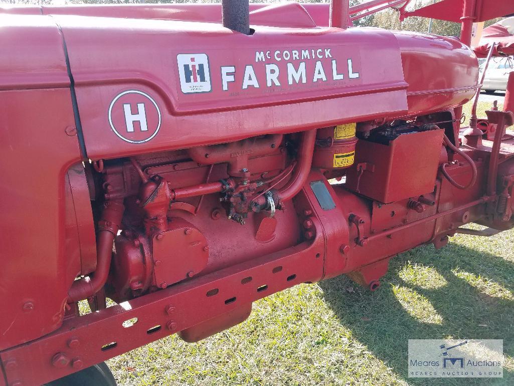 Farmall H Tractor