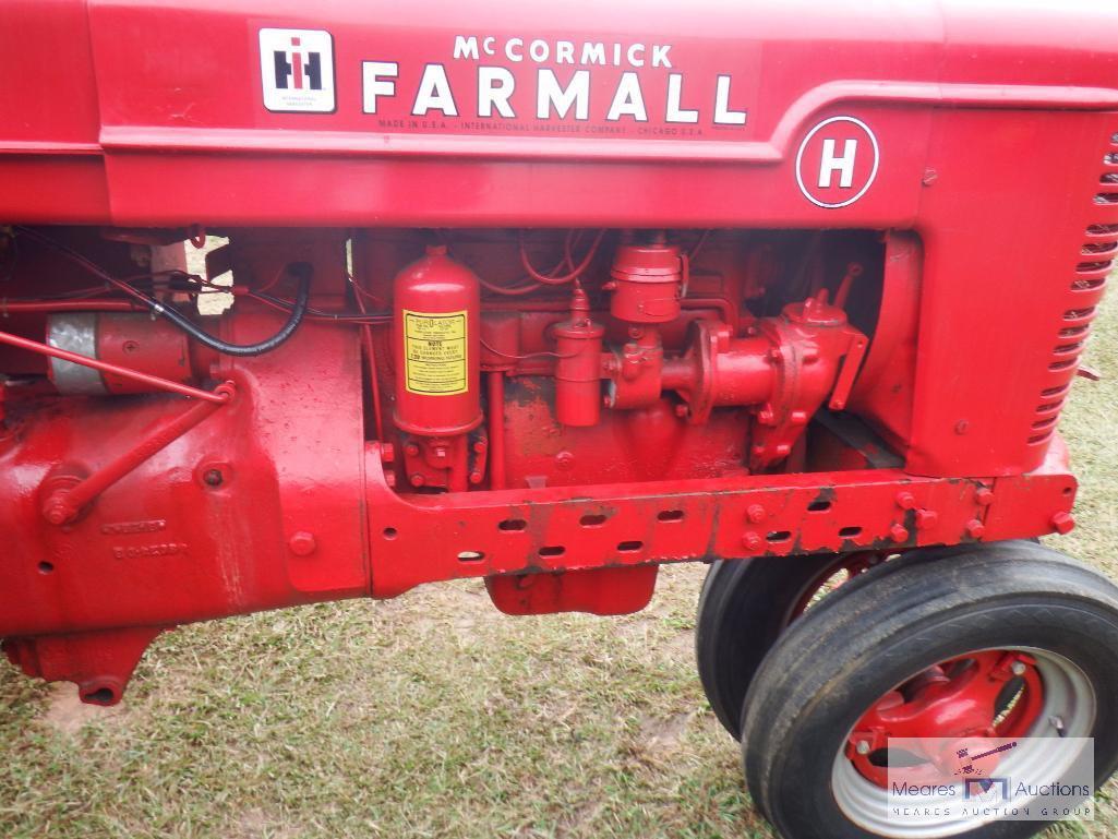 Farmall H Tractor