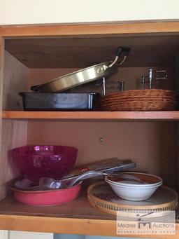 Contents of kitchen cabinet