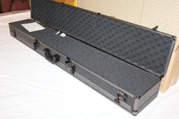 Aluminum Frame BL250 2 Door 2/4 Rifle Case.