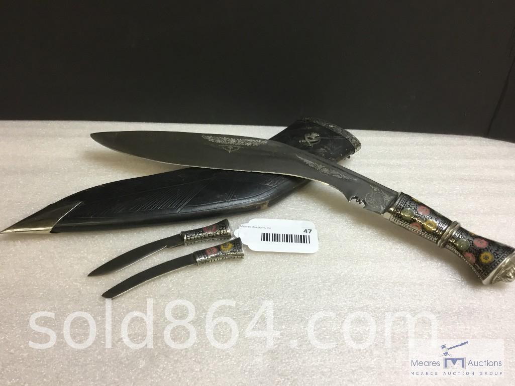 KUKRI KNIFE AND BLACK SHEATH WITH CUSTOM CASE AND SMALL KNIVES