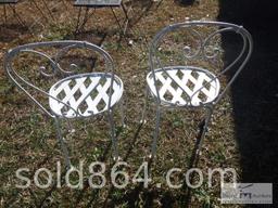 Group of (2) metal outdoor patio chairs