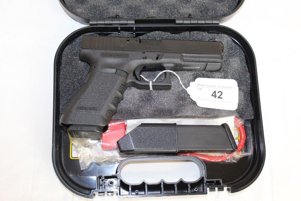 Glock 22 .40 Cal. Pistol w/2 10-Rd. Magazines and Box.