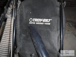 Troy-Bilt CSV 060 - Chipper Shredder Vacuum