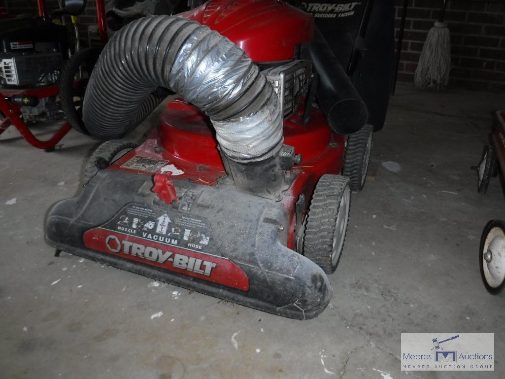 Troy-Bilt CSV 060 - Chipper Shredder Vacuum