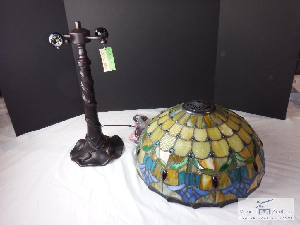 Tiffany Style lamp