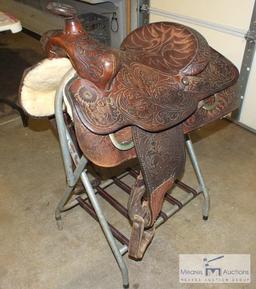 Western Saddle, Leather, Cutting