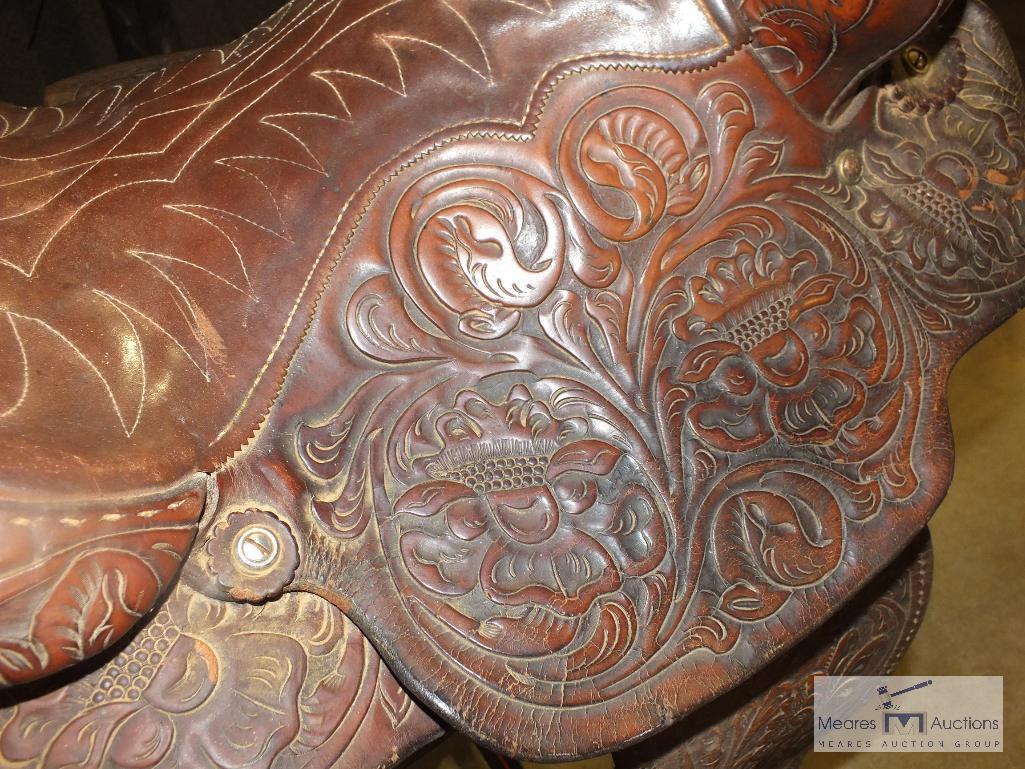 Western Saddle, Leather, Cutting