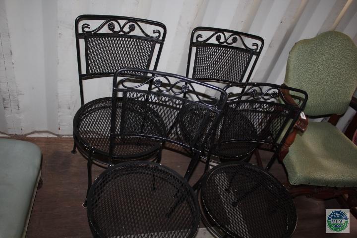 Wrought Iron Patio Table with 4 Chairs