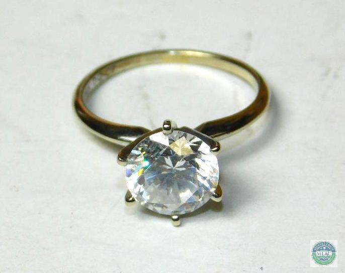 14K Domonique CZ Ring Approximate 4 Carat