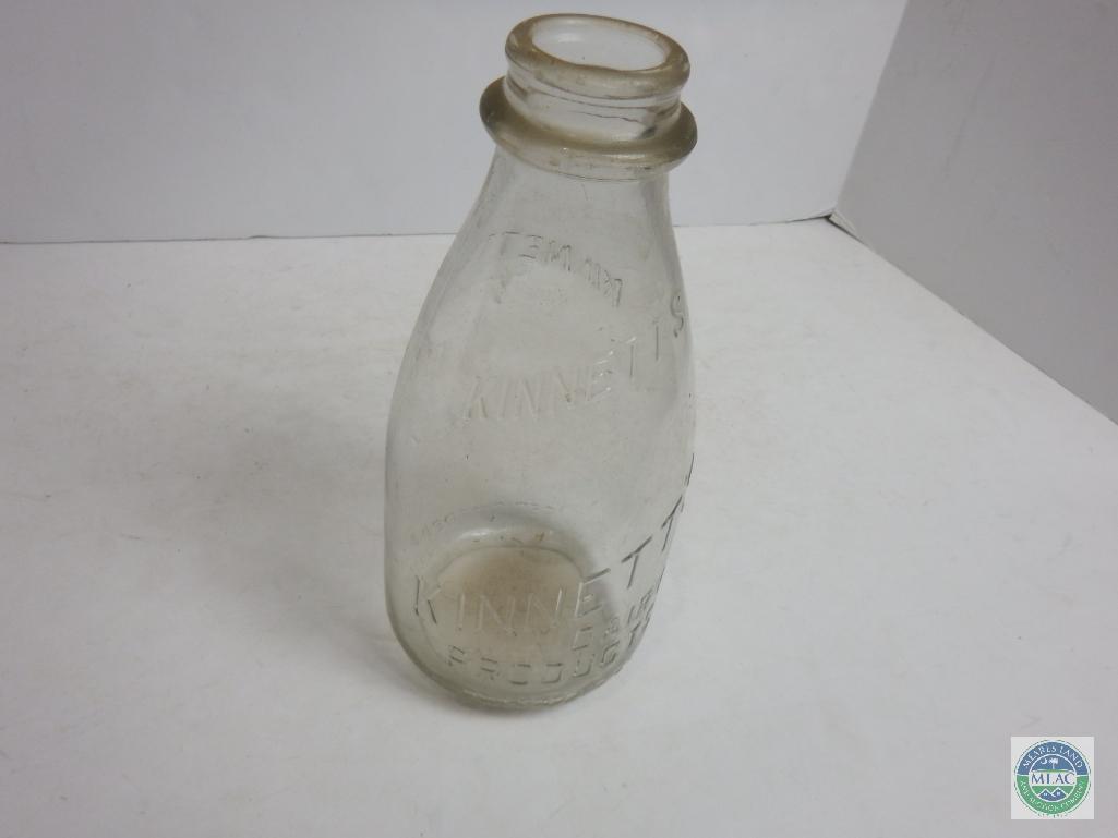 Kinnett's Dairy Products 1 Quart Clear Duraglass Dacra Bottle Jug