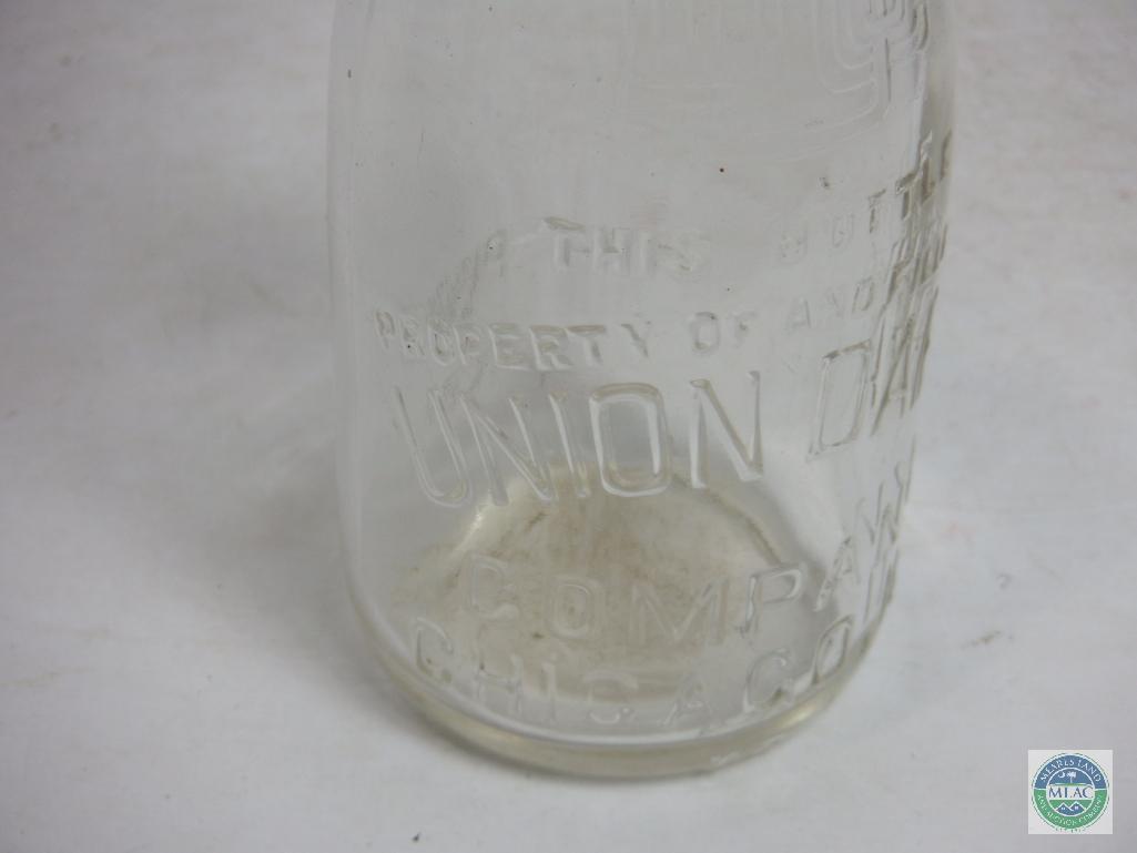 Union Dairy Co Chicago Il Half Pint Clear Glass jar