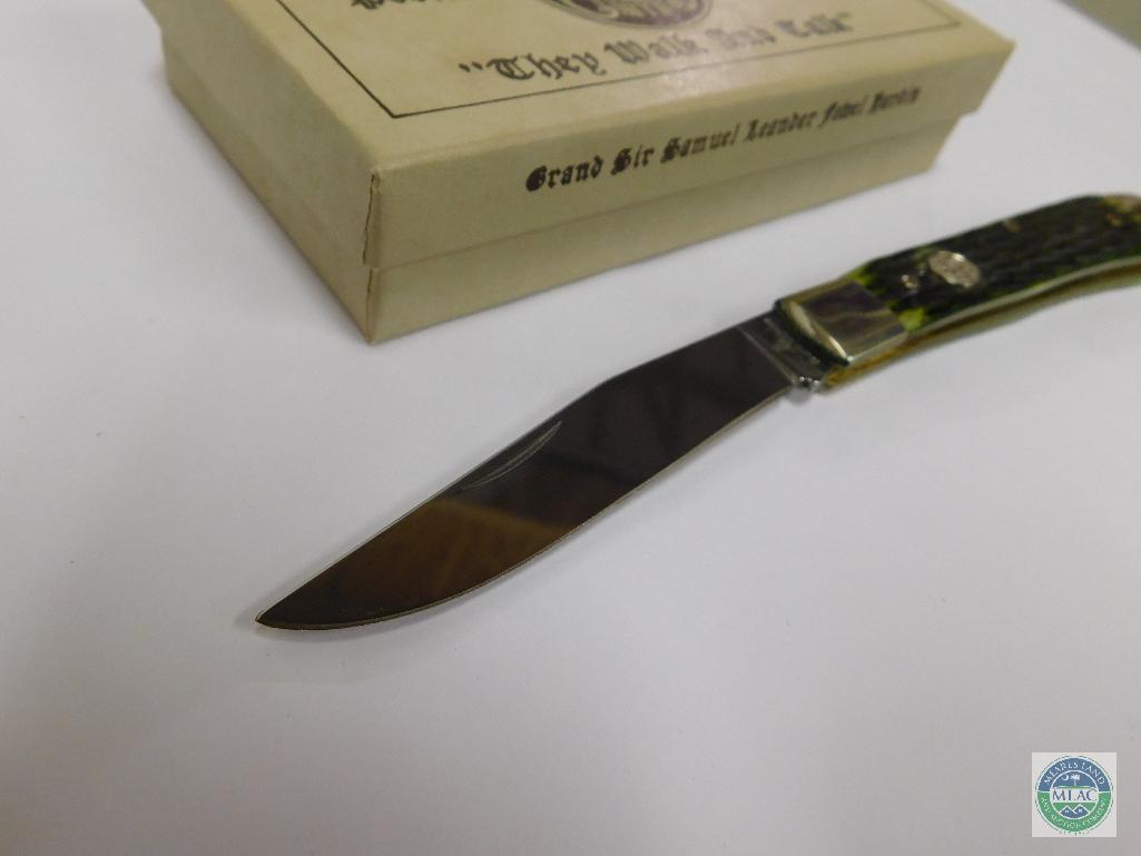 New Burnt Chimney Boker Knife Green Jigged Bone Handle Executive Trapper