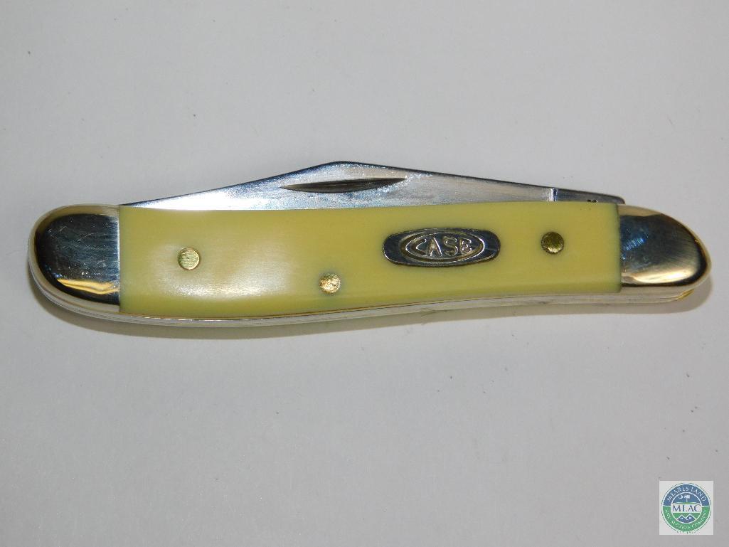 Case #00030 Peanut Knife in Yellow 3220 CV Blade