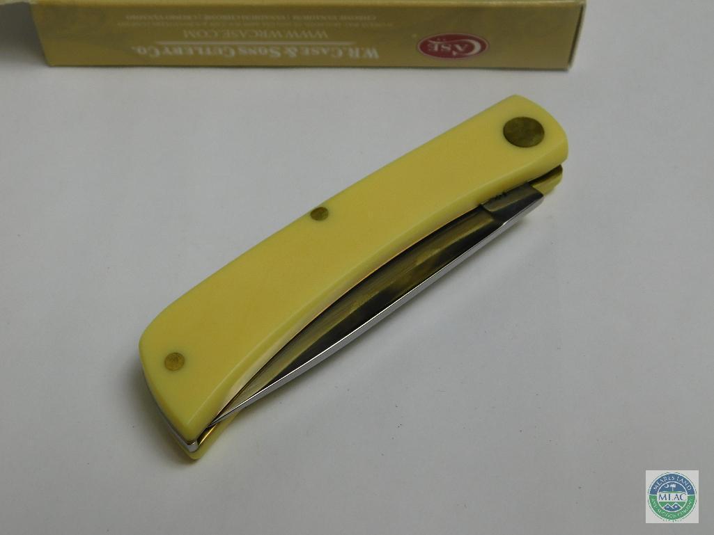 Case #00032 Sod Buster Knife in Yellow 3137 CV Blade