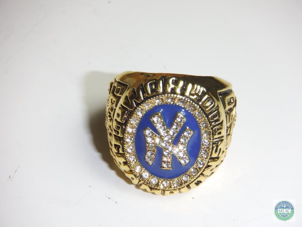 World Champions New York Yankees Gold tone Ring Pettitte