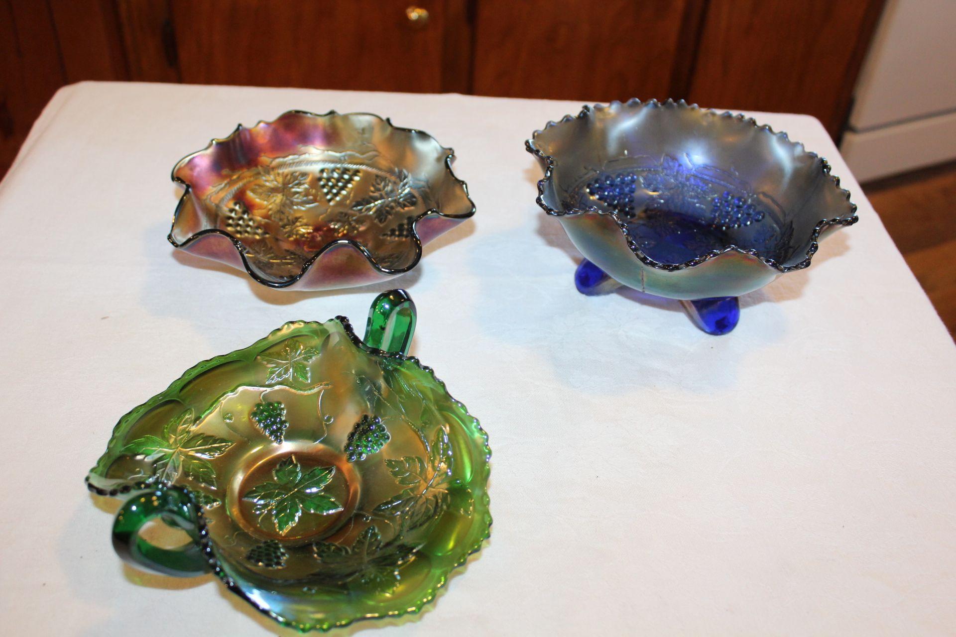 3 Fenton Bowls.