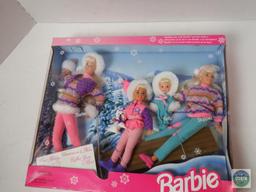 1995 Winter Holiday Barbie Gift Set