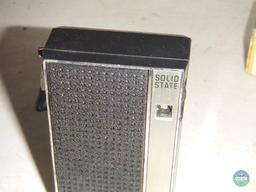 Vintage GE Solid State AM Pocket Radio #610 in the Box