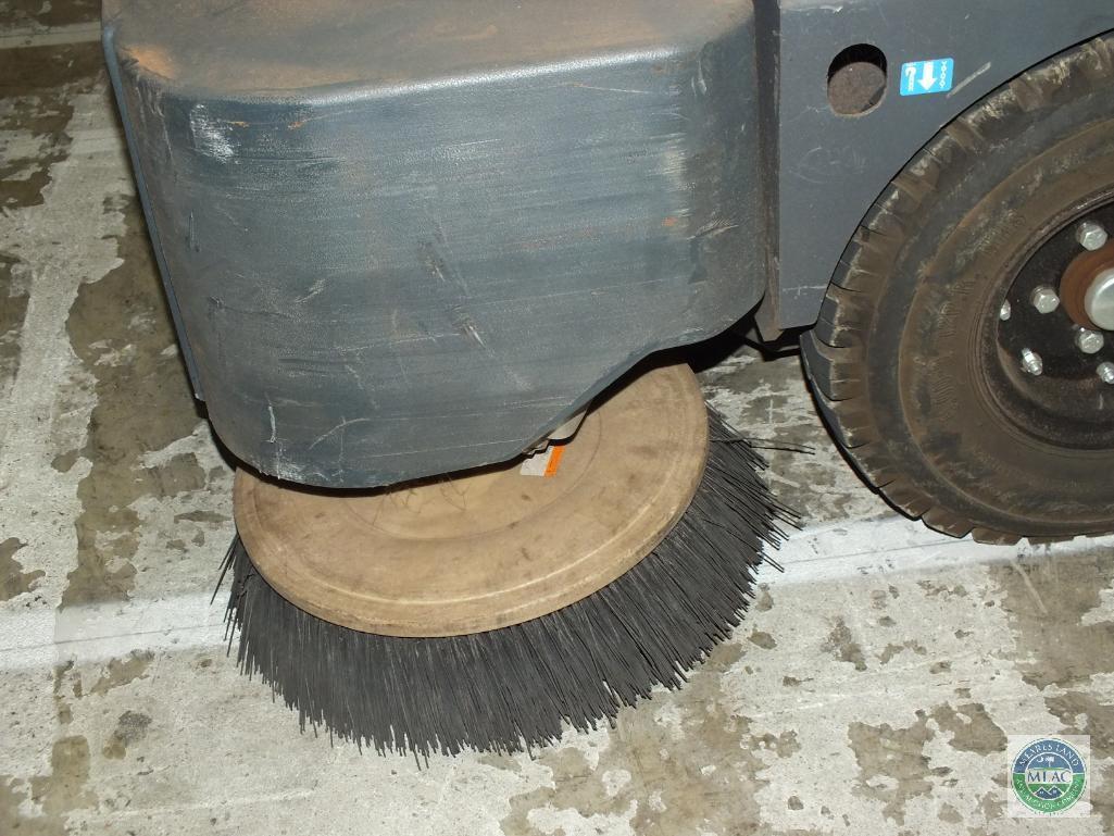 Advance Exterra 6340 Ride On Sweeper (late pickup)