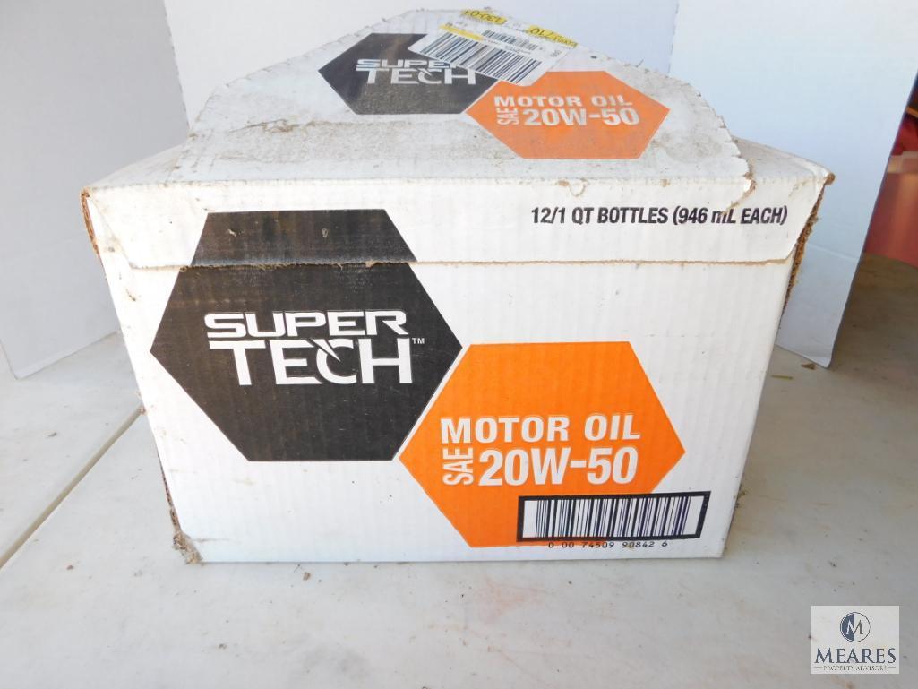 New Case Super Tech 20W-50 Motor Oil 12 - 1 Quart Containers