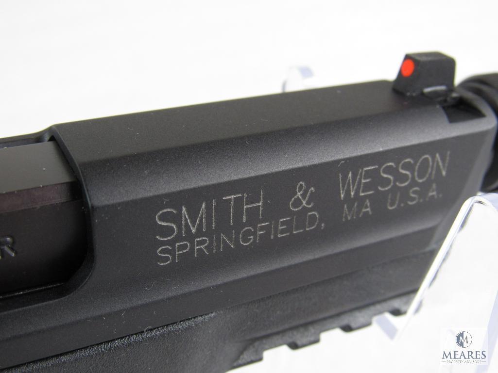 Smith & Wesson M&P 22 Compact .22 LR Semi-Auto Pistol