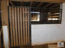 Metal Frame Horse Stall Bars & Wood Door