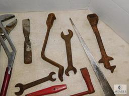 Lot of Vintage Hand Tools Hammer Wrenches Screwdrivers Saw Chipping Hammer +
