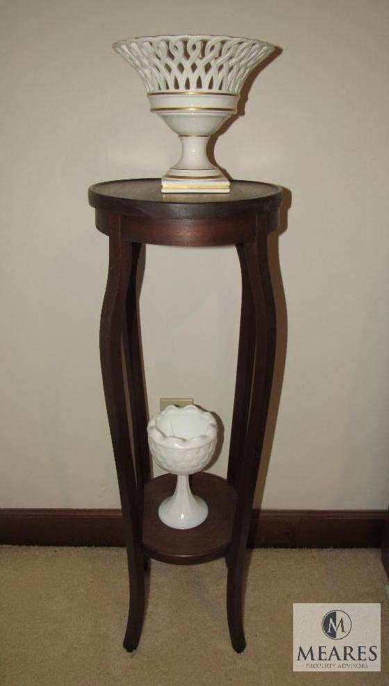 Wood Vintage Round Plant Stand w/ Shelf & White Porcelain Decorative Vases