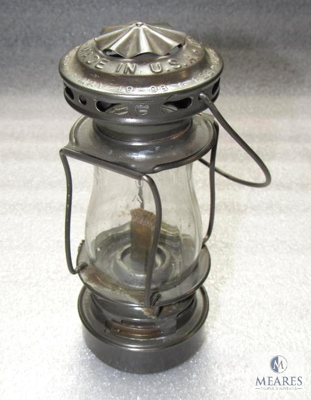 Vintage Dietz Scout Oil Lantern 8"