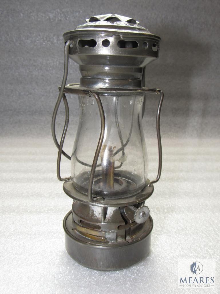 Vintage Dietz Scout Oil Lantern 8"