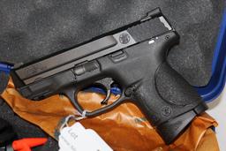 Smith & Wesson M&P 40C .40S&W Pistol w/9 & 10 Rd. Mag.