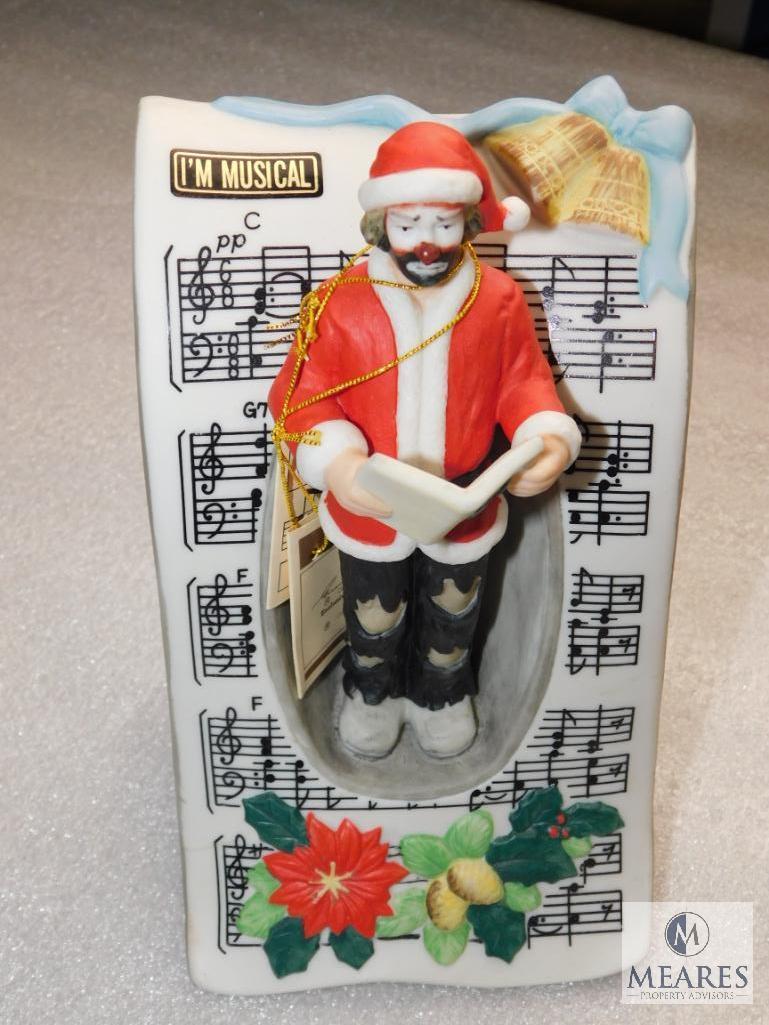 Lot 5 Flambro Emmett Kelly Clown (1 Signed on bottom, 1 Musical) Porcelain Collectible Figurines