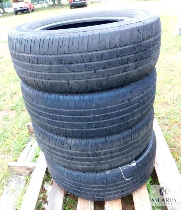 Set of 4 Used Tires Goodyear P255/60R19 108H