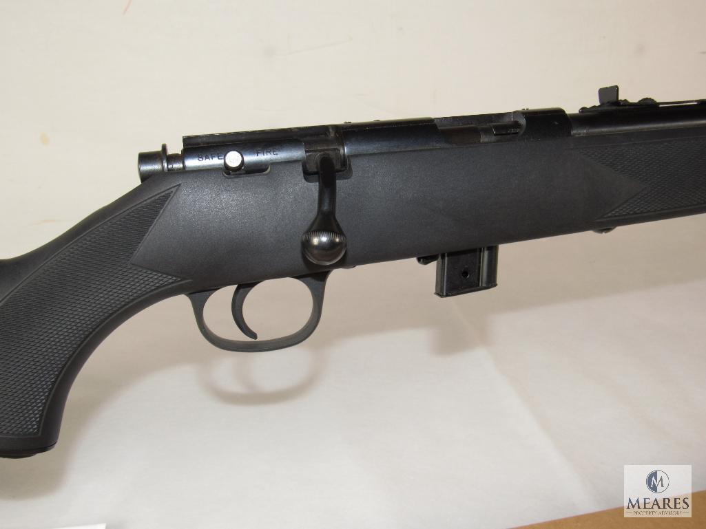 New Marlin 925R .22 LR Bolt Action Rifle