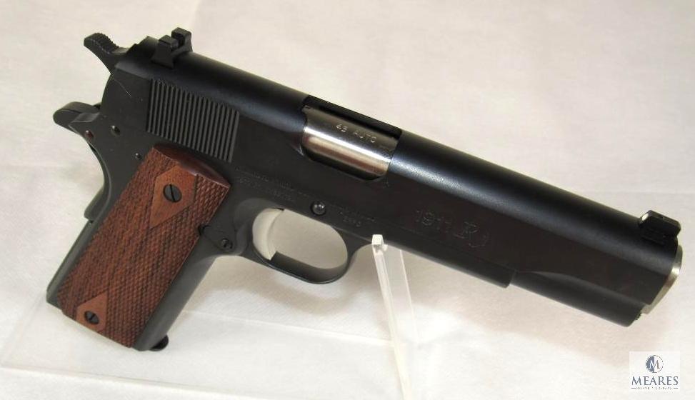 New Remington 1911R1 .45 ACP NWTF 2012 Gun of the Year Semi-Auto Pistol