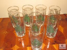 Lot of 8 Glasses Christmas Tree Cuthbertson Imports Vintage Set