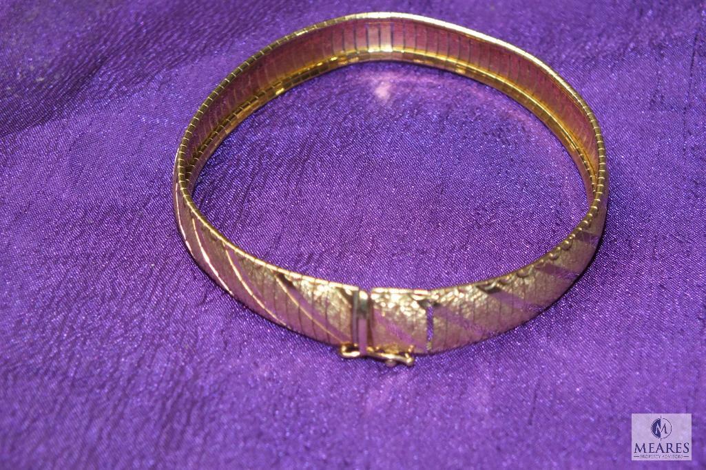 Ladies 10K Gold flexible Bangle Bracelet 8"