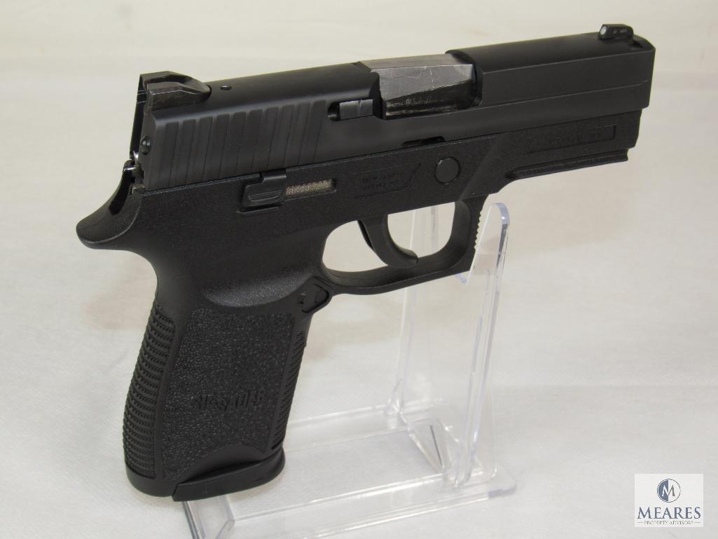 Sig Sauer P250 .40 S&W Semi-Auto Pistol